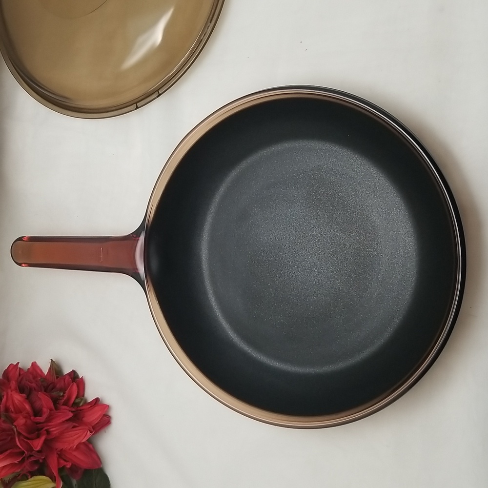 Large Corning Vision Non Stick Frying Pan With Pyrex Lid - Picture 3 of 16